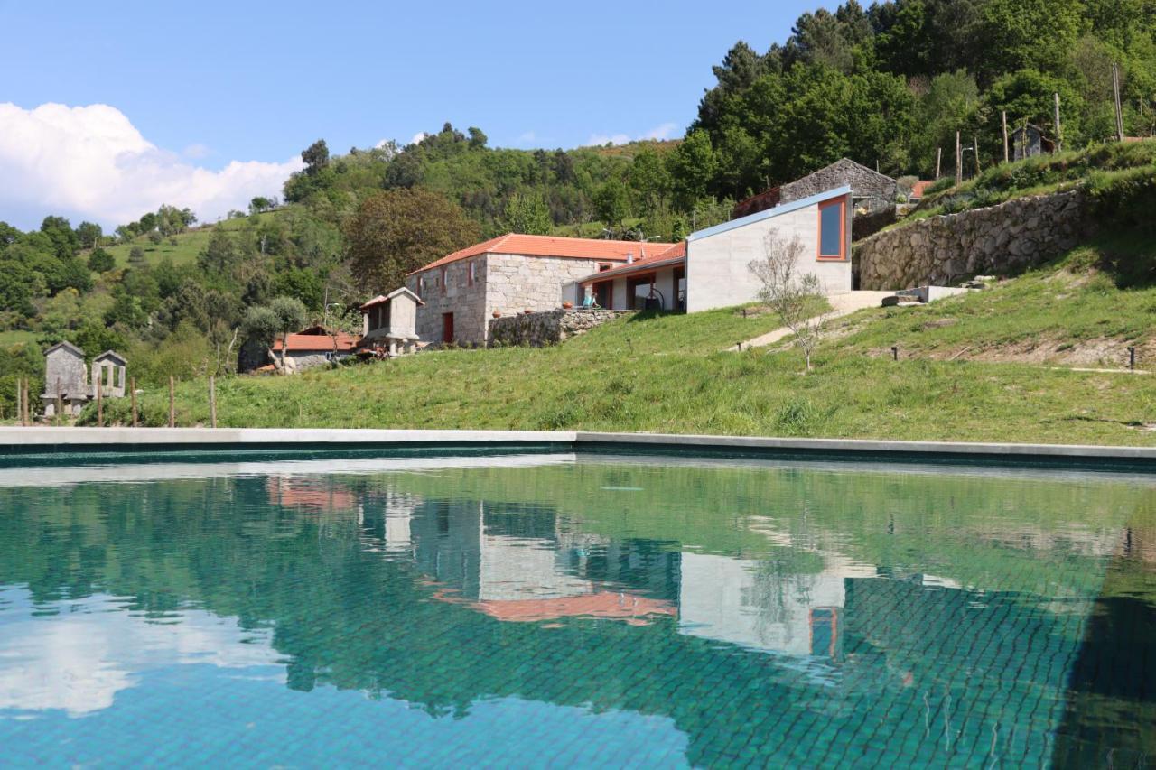 Affittacamere Quinta da Riba Má Santa Leocadia Esterno foto