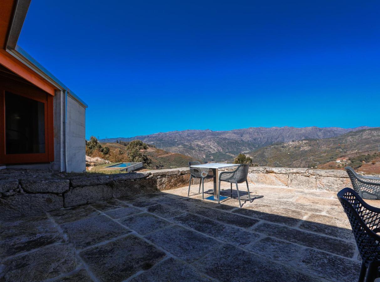 Affittacamere Quinta da Riba Má Santa Leocadia Esterno foto